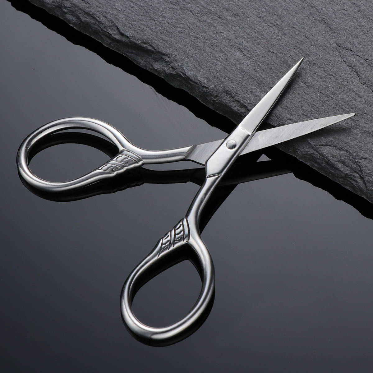 Scissors Stainless Steel Musta - Men'S Grooming Mirror のレビューと価格
