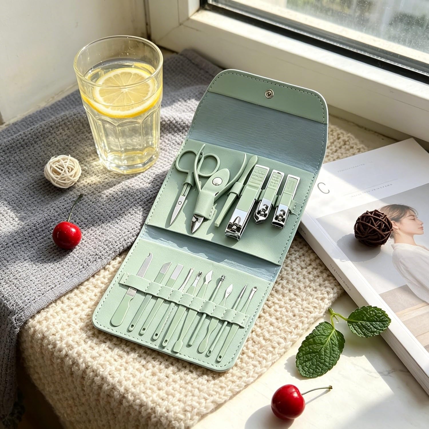A must-have at home, a 16-piec - Men'S Grooming Must Haves のレビューと価格